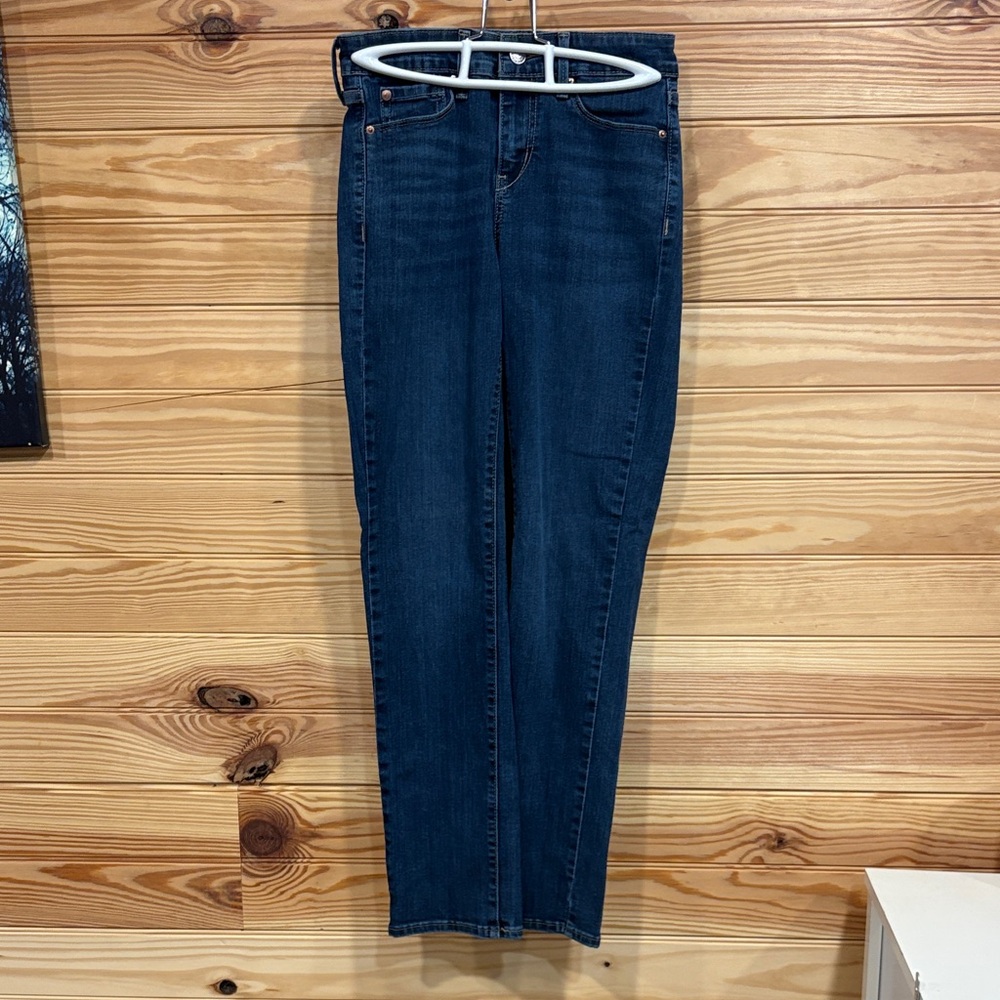 Stylish Levi’s Dark Blue Women's Straight Leg Jeans
